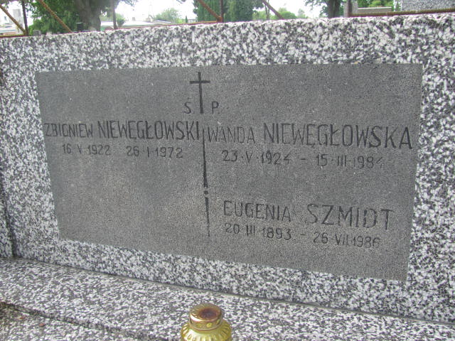 MACIEJ ANDRZEJ Niewęgłowski 1990 Ostrów Mazowiecka - Grobonet - Wyszukiwarka osób pochowanych