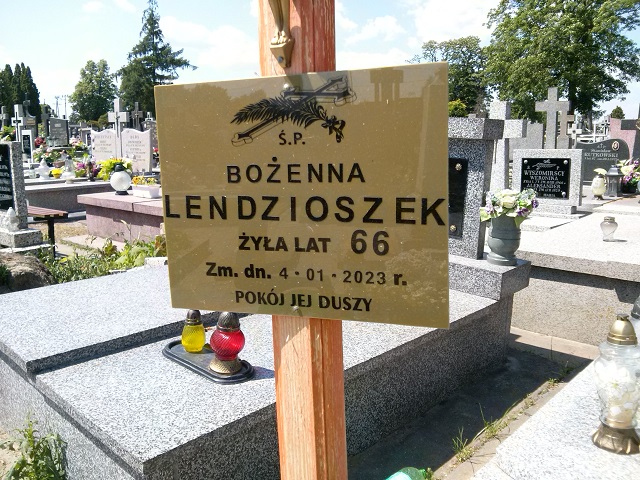 Bożenna Lendzioszek 1956 Ostrów Mazowiecka - Grobonet - Wyszukiwarka osób pochowanych