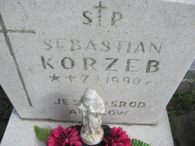 Sebastian Korzeb 1990 Ostrów Mazowiecka - Grobonet - Wyszukiwarka osób pochowanych