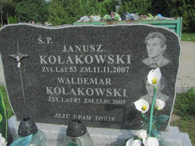 Janusz Kołakowski 1953 Ostrów Mazowiecka - Grobonet - Wyszukiwarka osób pochowanych