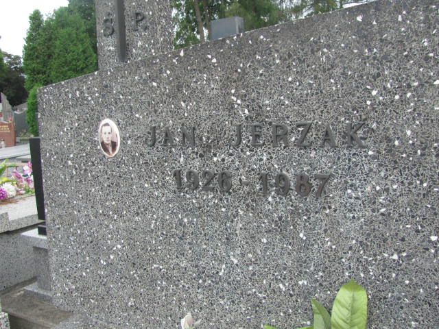 Jan Jerzak 1926 Ostrów Mazowiecka - Grobonet - Wyszukiwarka osób pochowanych