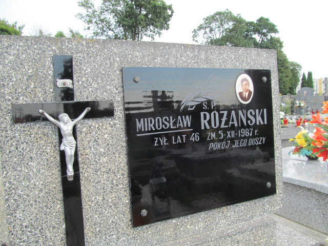 Mirosław Różański 1942 Ostrów Mazowiecka - Grobonet - Wyszukiwarka osób pochowanych