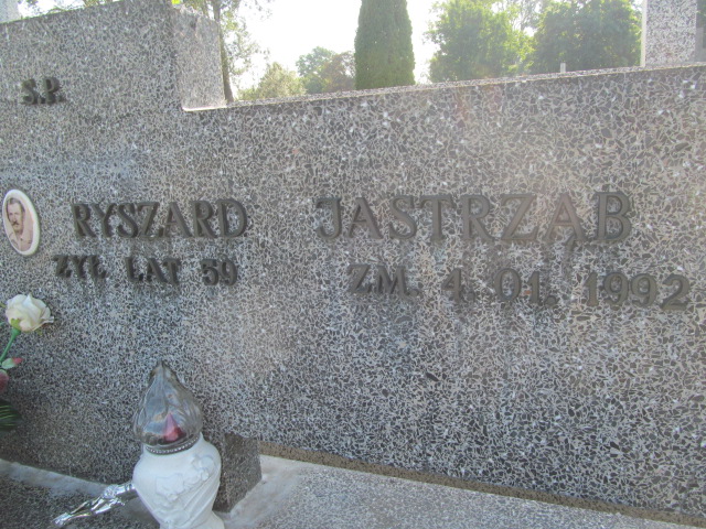 Ryszard Jastrząb 1933 Ostrów Mazowiecka - Grobonet - Wyszukiwarka osób pochowanych