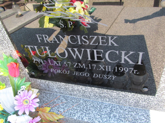 Franciszek Tułowiecki 1940 Ostrów Mazowiecka - Grobonet - Wyszukiwarka osób pochowanych